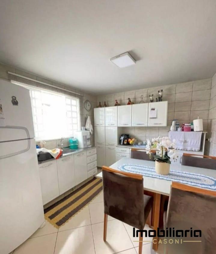 Casa à venda com 4 quartos, 160m² - Foto 4