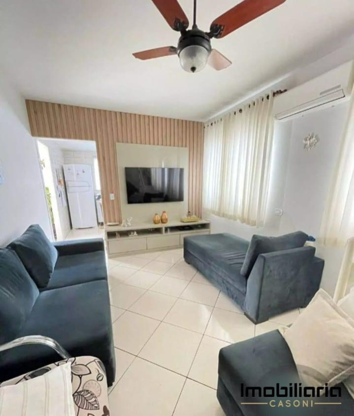 Casa à venda com 4 quartos, 160m² - Foto 2