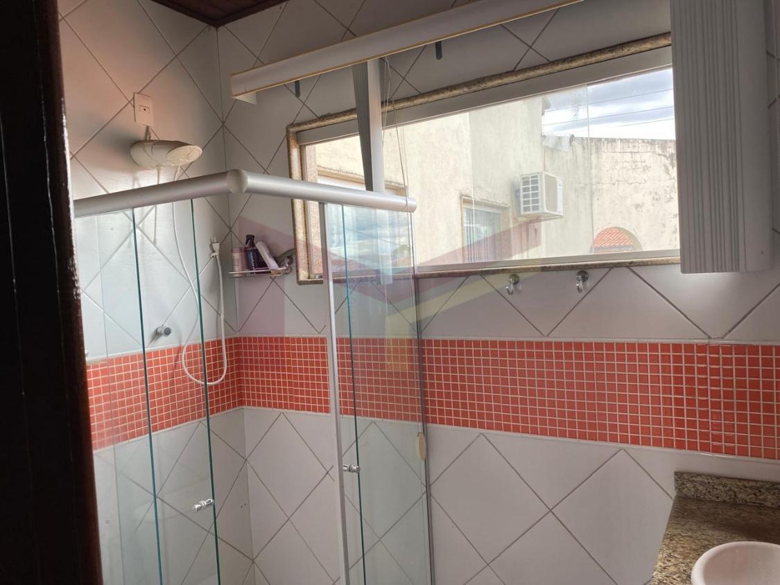 Casa à venda com 4 quartos, 370m² - Foto 9