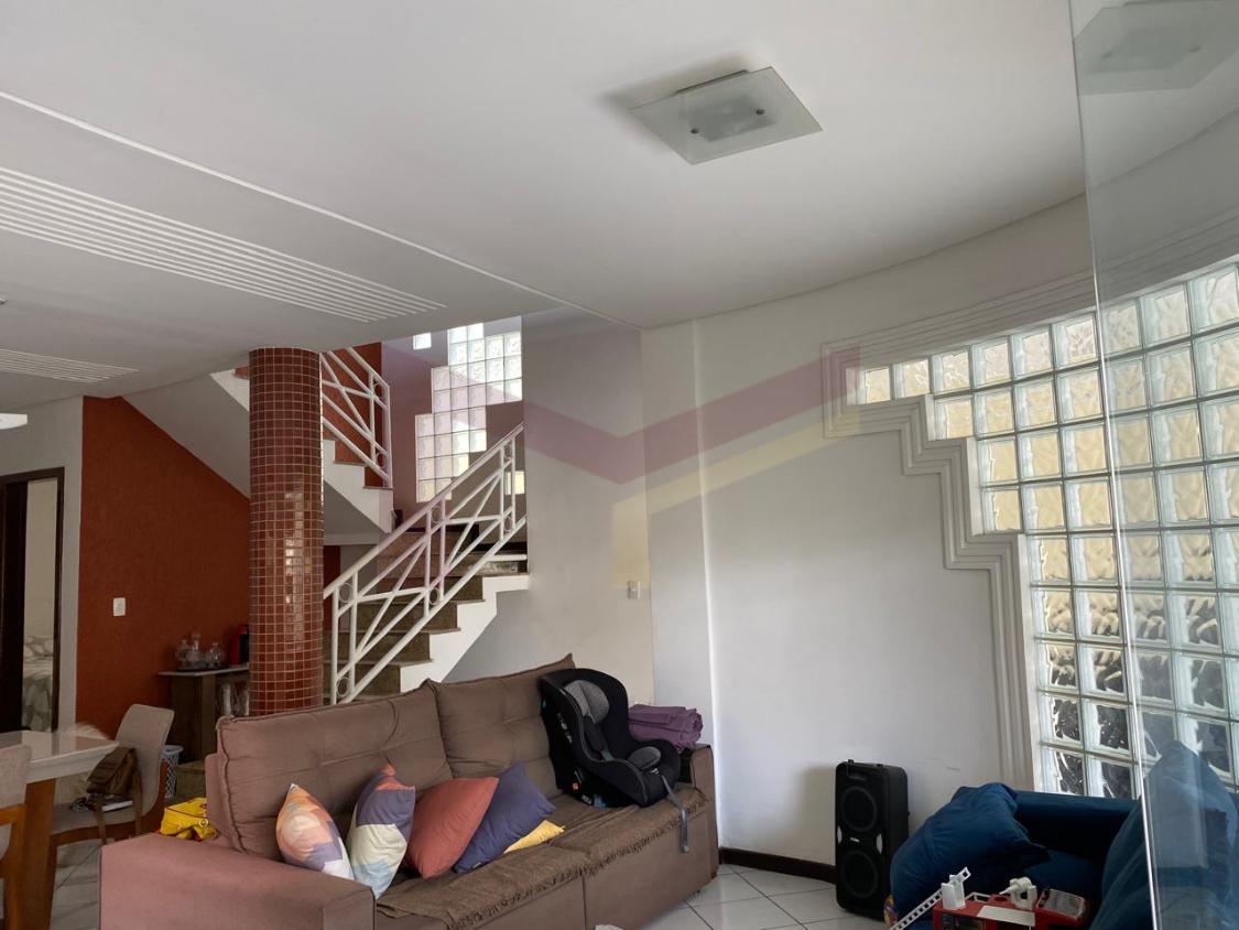 Casa à venda com 4 quartos, 370m² - Foto 4