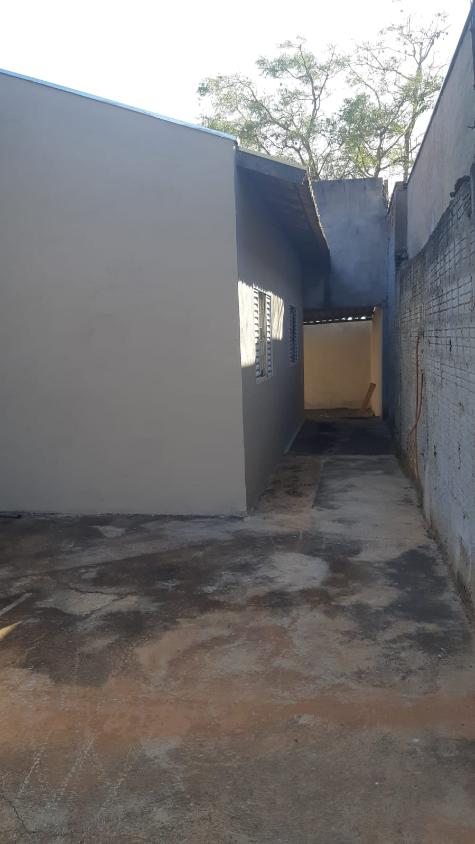 Casa à venda com 2 quartos, 70m² - Foto 15