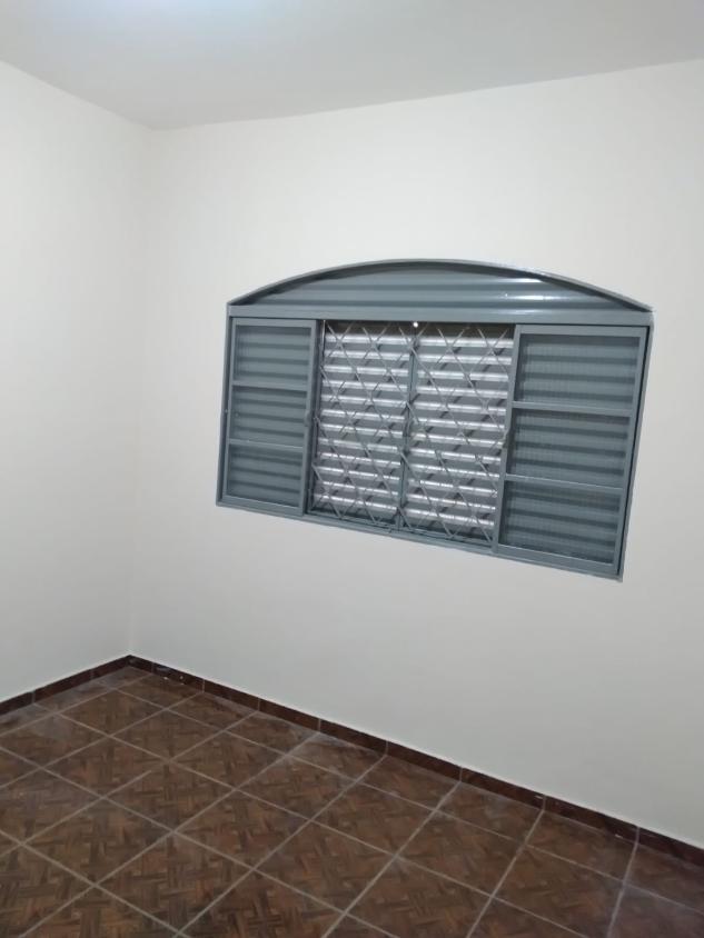 Casa à venda com 3 quartos, 101m² - Foto 11