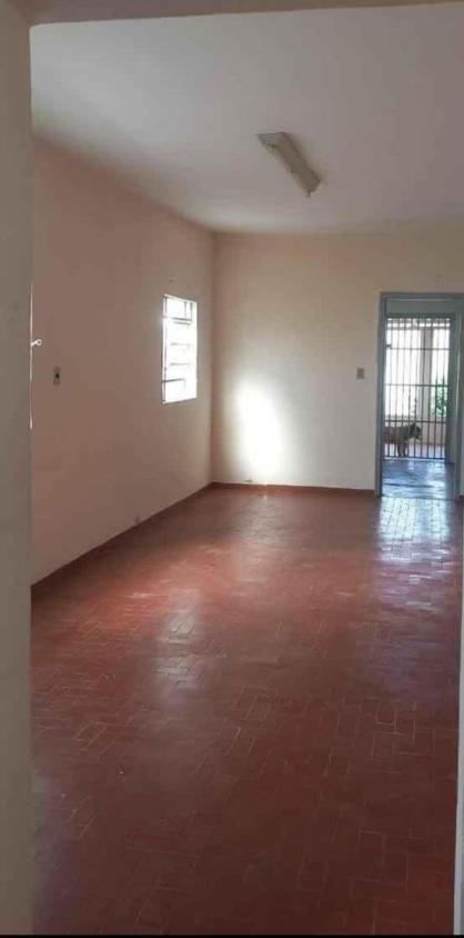 Casa à venda com 4 quartos, 135m² - Foto 3