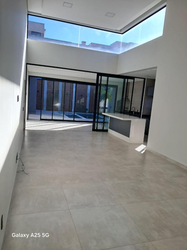 Casa de Condomínio à venda e aluguel com 4 quartos, 265m² - Foto 5