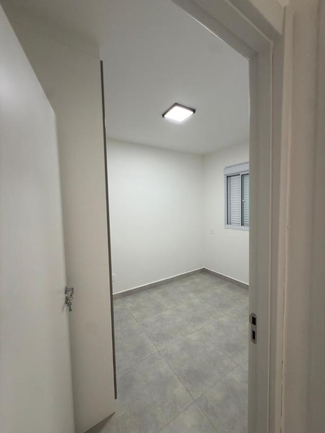 Apartamento à venda com 3 quartos, 60m² - Foto 4