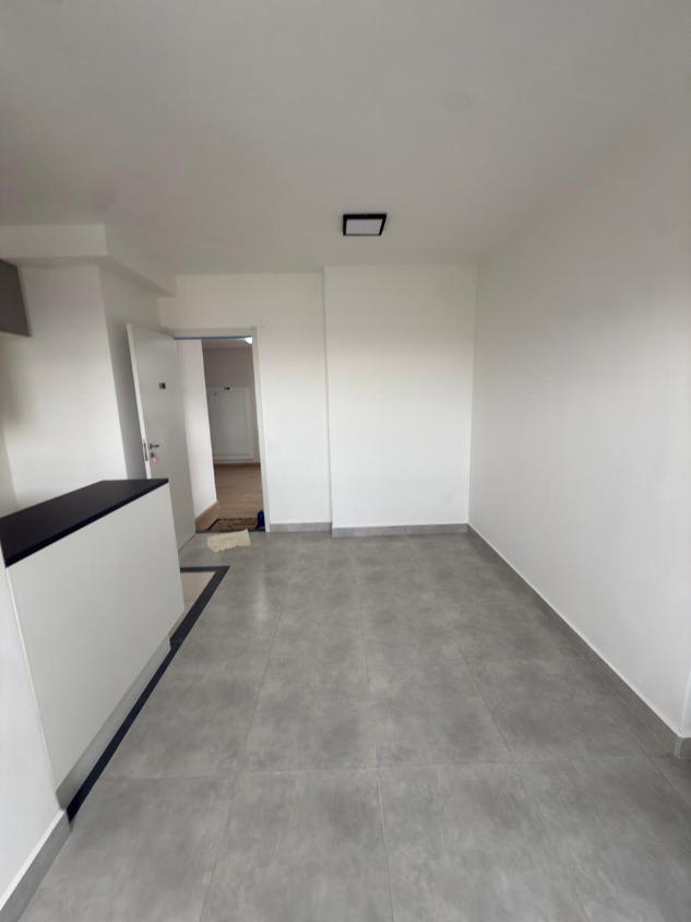 Apartamento à venda com 3 quartos, 60m² - Foto 11