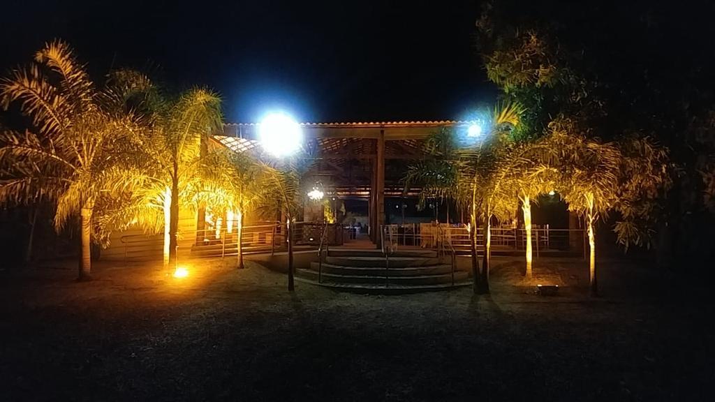 Chácara, 3 quartos, 2550 m² - Foto 2