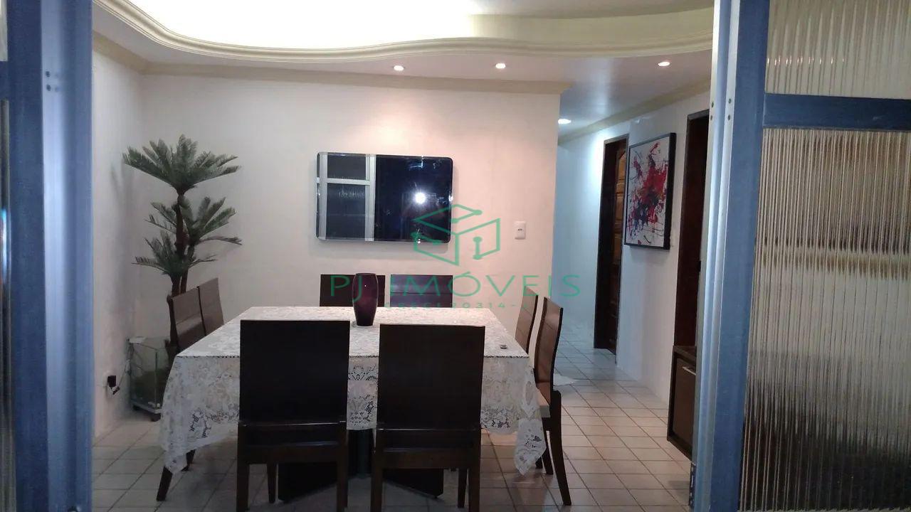 Casa à venda com 4 quartos, 360m² - Foto 1