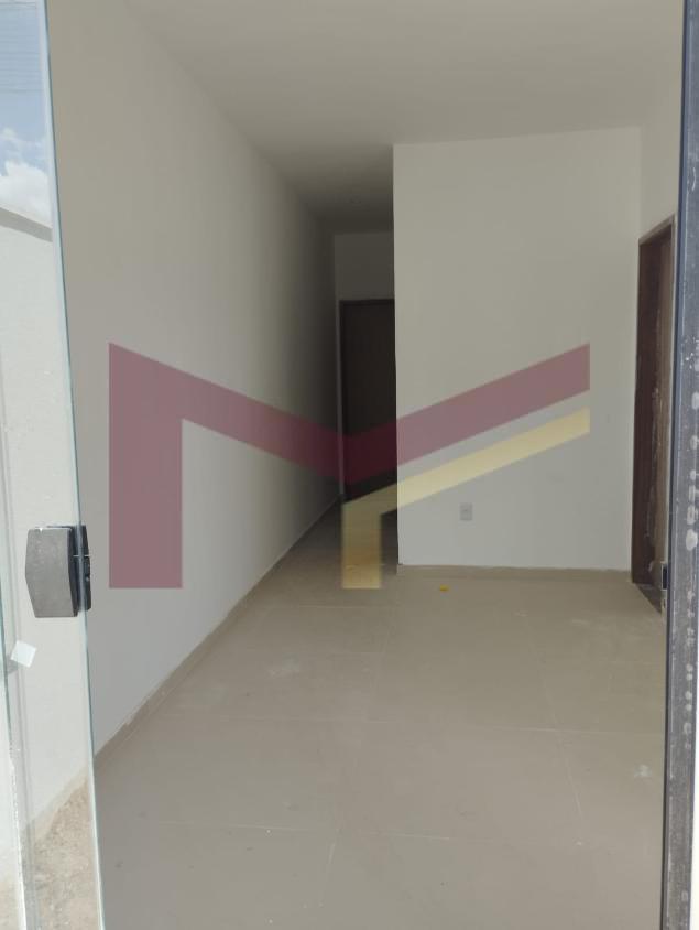 Casa à venda com 2 quartos, 140m² - Foto 3