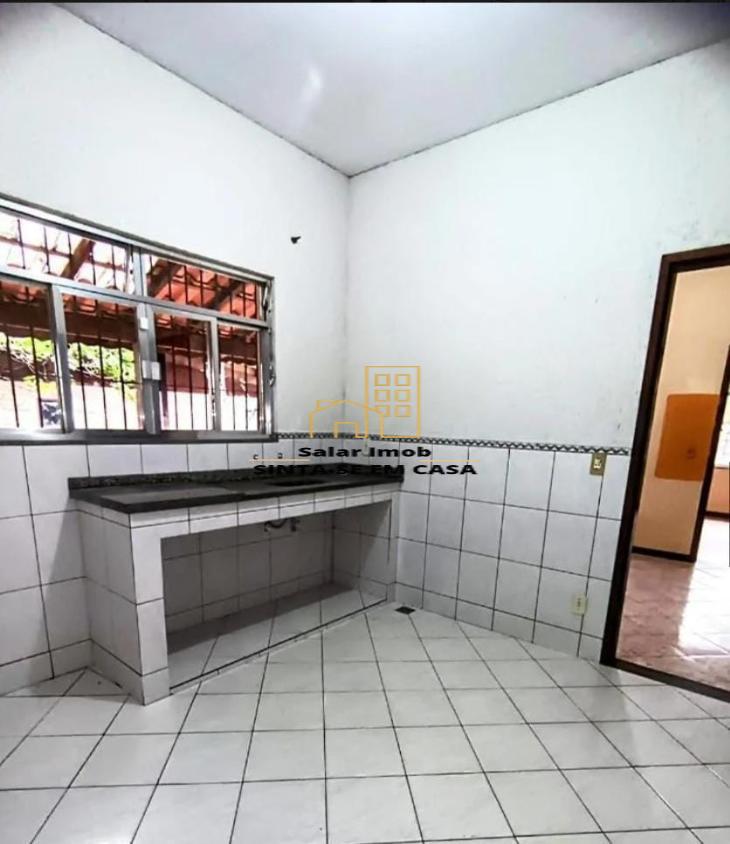 Casa à venda com 3 quartos, 200m² - Foto 5