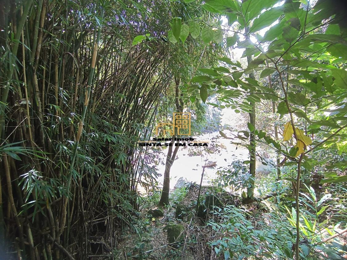 Casa à venda com 3 quartos, 200m² - Foto 12