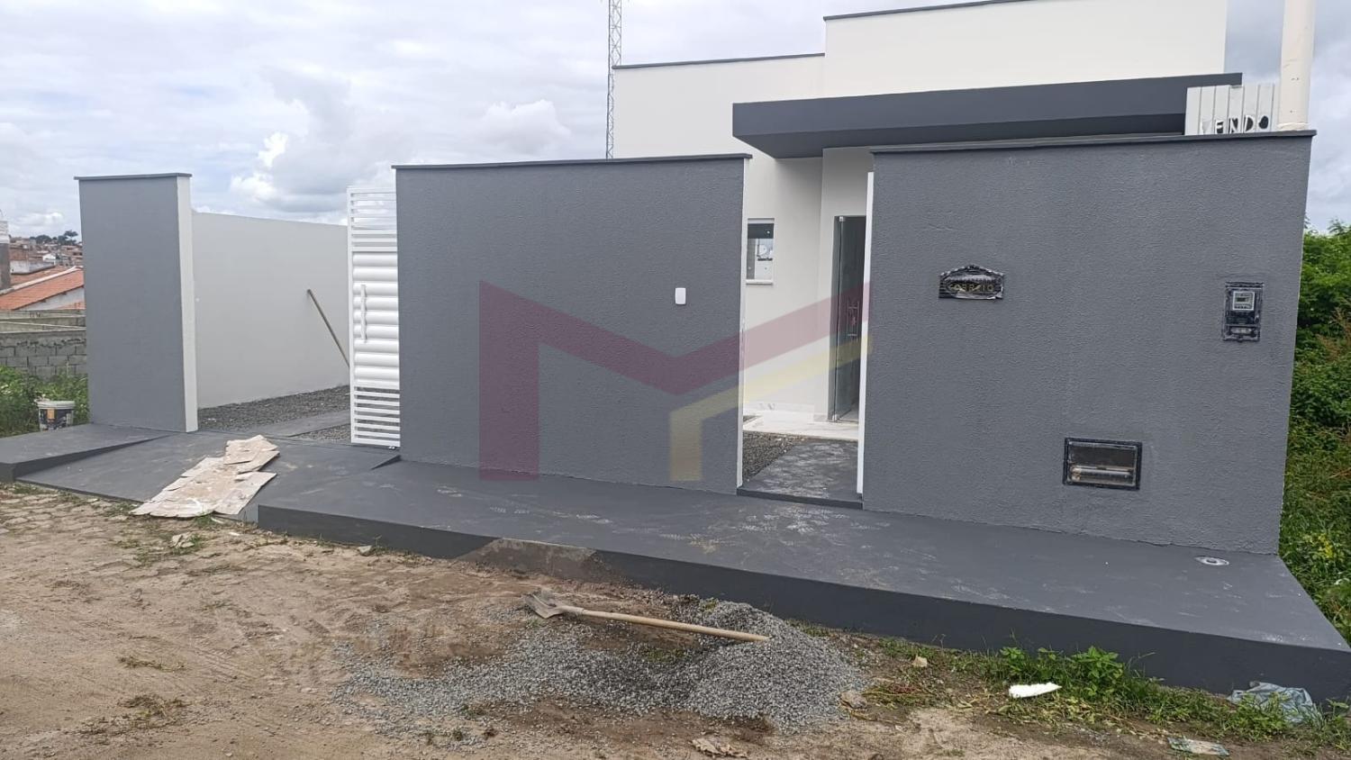 Casa à venda com 2 quartos, 69m² - Foto 1