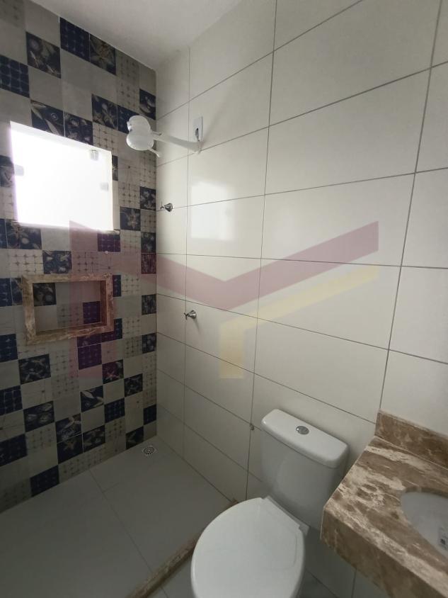 Casa à venda com 2 quartos, 69m² - Foto 7