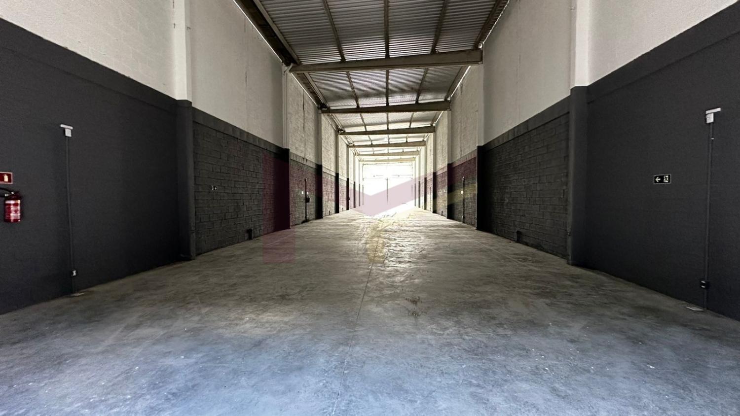 Depósito-Galpão-Armazém à venda e aluguel, 1000m² - Foto 10