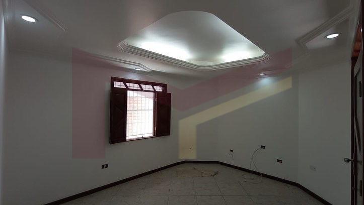 Casa à venda com 4 quartos, 200m² - Foto 3