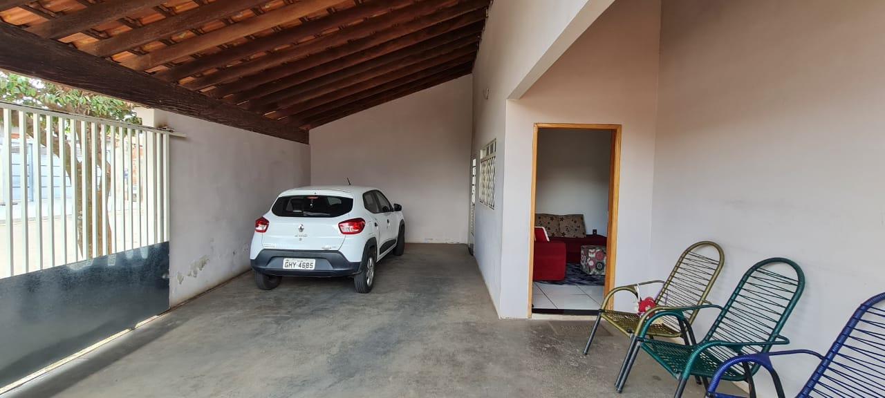 Casa à venda com 3 quartos, 158m² - Foto 3