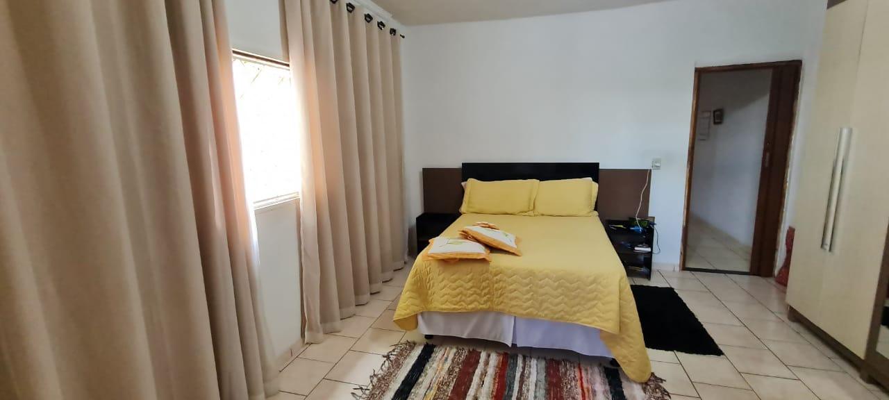 Casa à venda com 3 quartos, 158m² - Foto 4