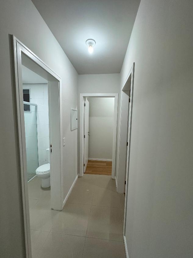 Apartamento para alugar com 2 quartos, 101m² - Foto 11
