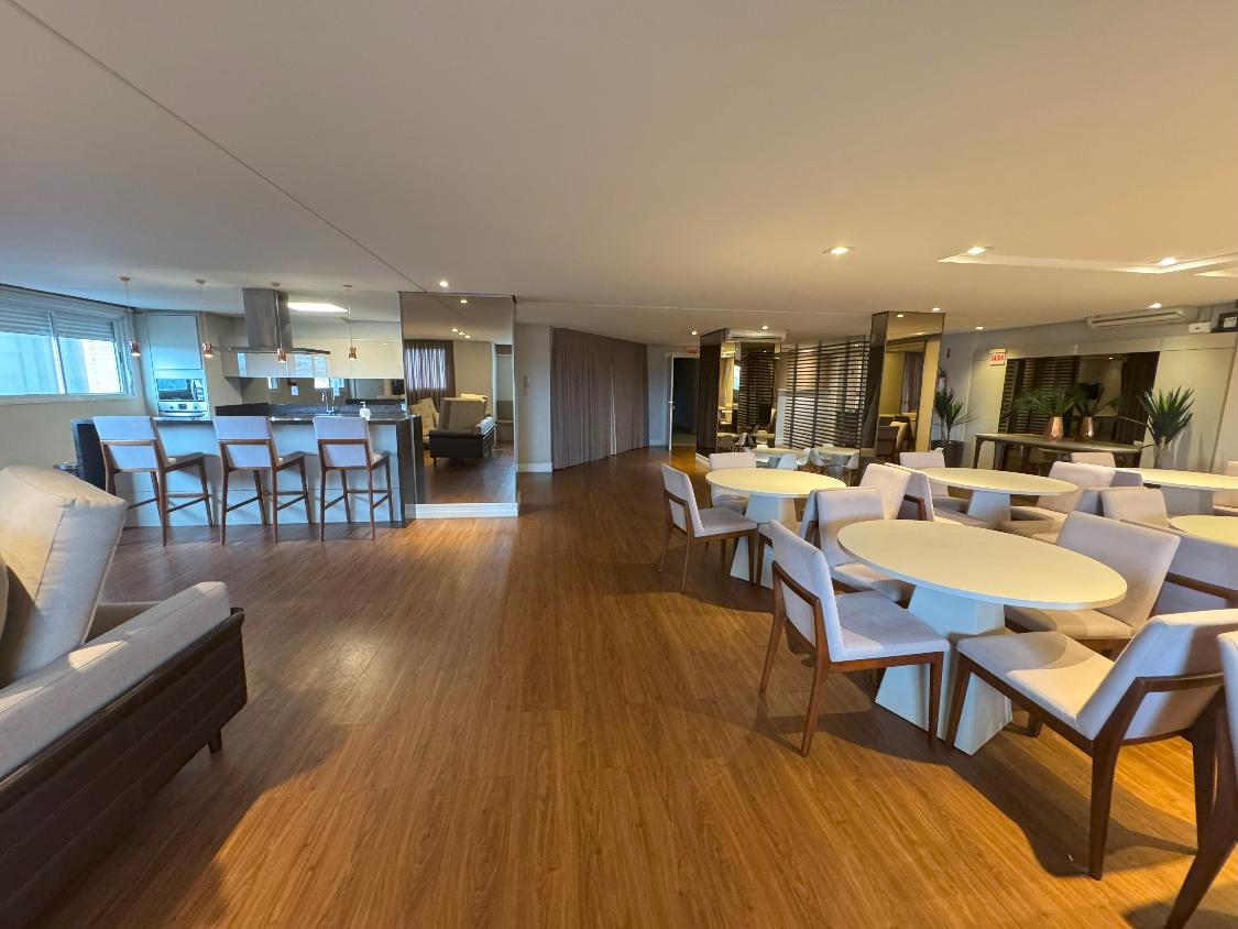 Apartamento para alugar com 2 quartos, 101m² - Foto 3