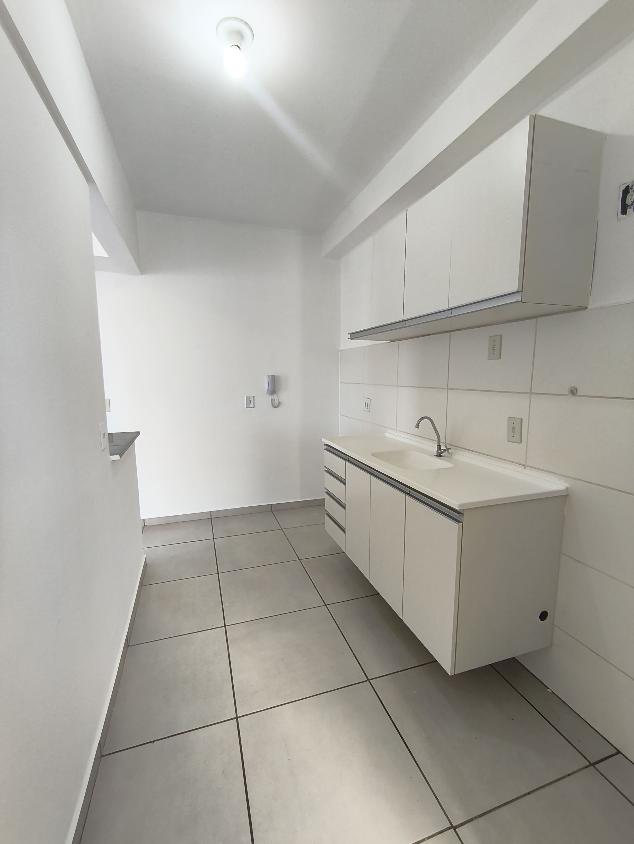 Apartamento à venda com 2 quartos, 57m² - Foto 15