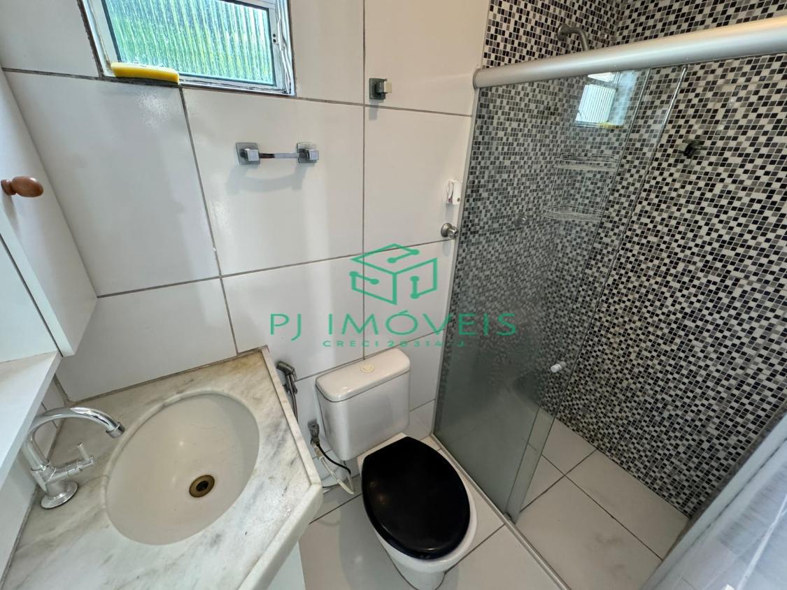 Casa para alugar com 3 quartos, 80m² - Foto 8