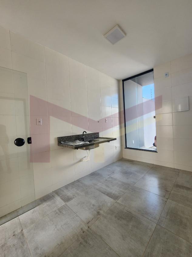 Casa à venda com 2 quartos, 65m² - Foto 5
