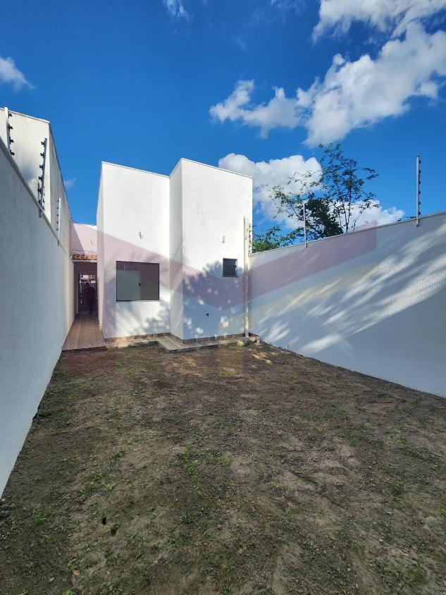 Casa à venda com 2 quartos, 65m² - Foto 7