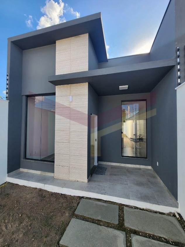 Casa à venda com 2 quartos, 65m² - Foto 2