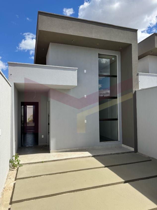 Casa à venda com 3 quartos, 85m² - Foto 1