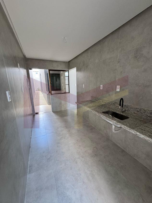 Casa à venda com 3 quartos, 85m² - Foto 3
