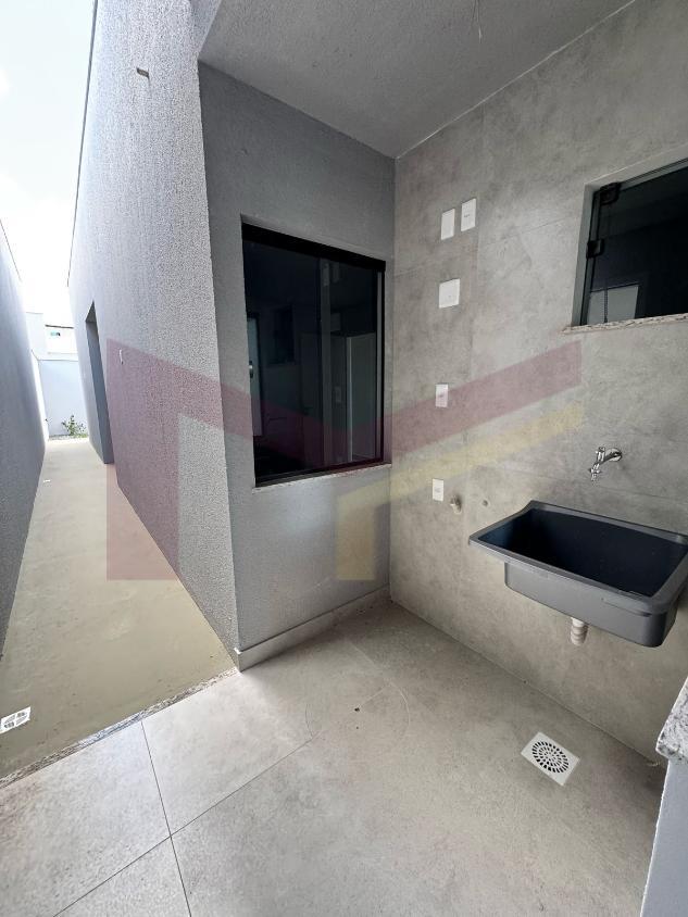 Casa à venda com 3 quartos, 85m² - Foto 5