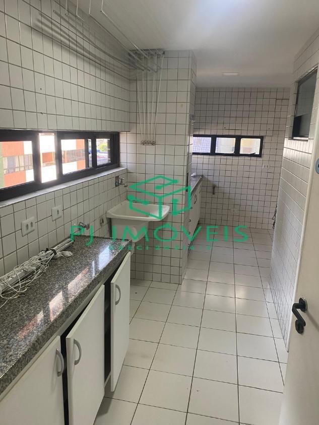 Apartamento para alugar com 4 quartos, 140m² - Foto 12