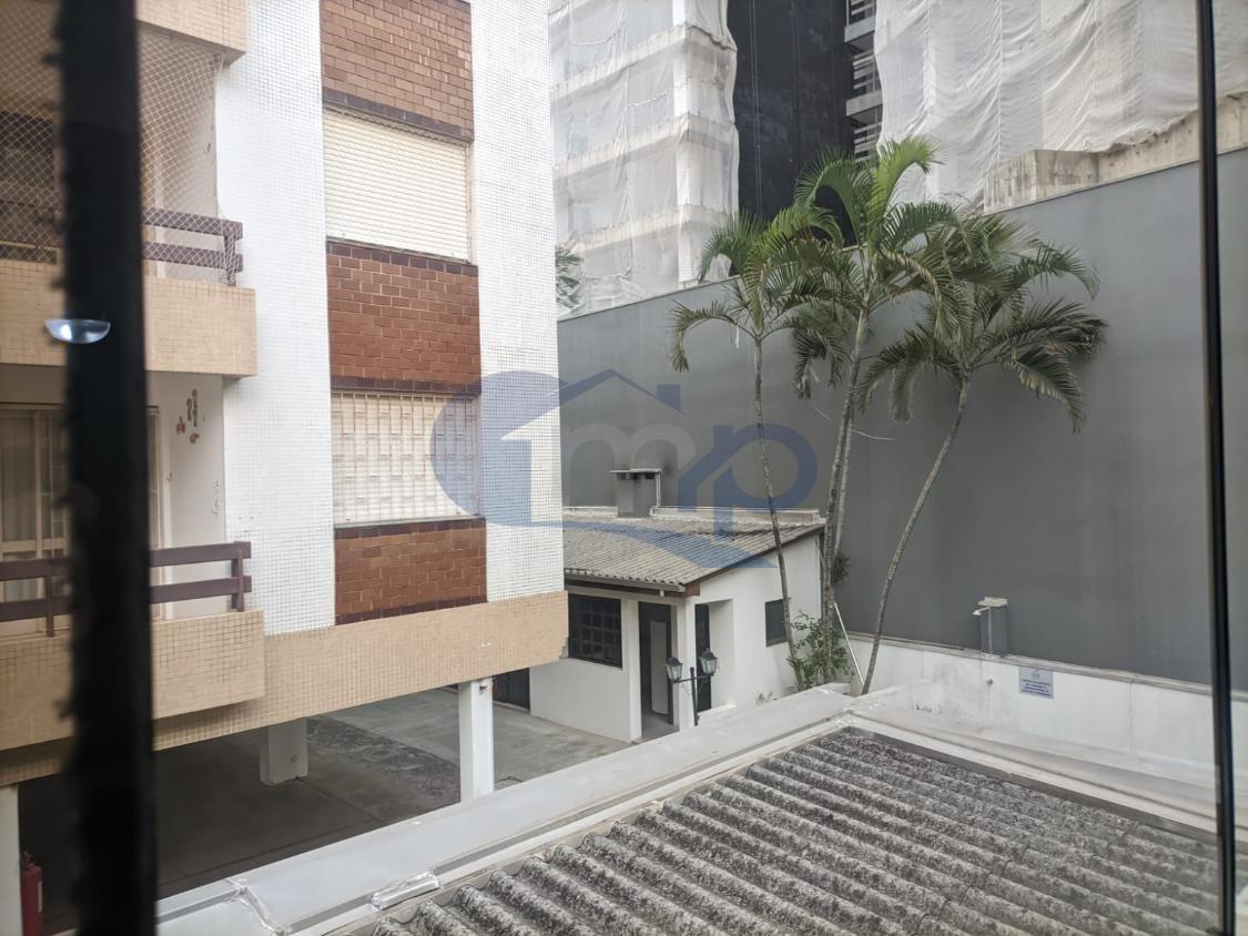 Apartamento à venda com 2 quartos, 79m² - Foto 7