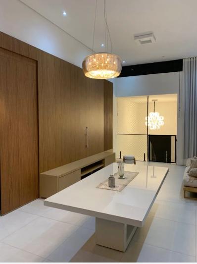 Casa de Condomínio à venda com 3 quartos, 195m² - Foto 2