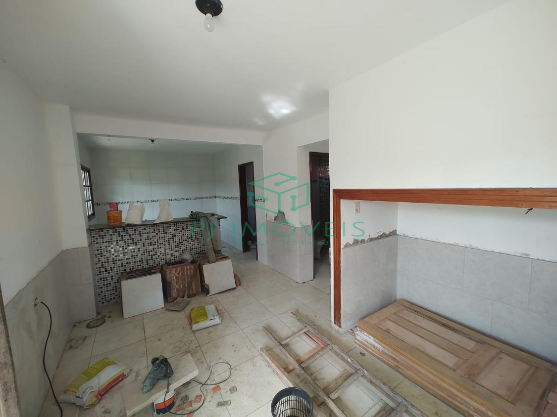 Casa à venda com 4 quartos, 100m² - Foto 5