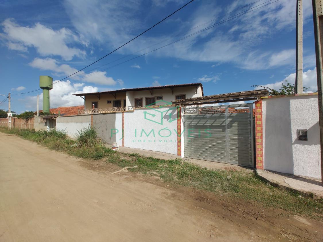 Casa à venda com 4 quartos, 100m² - Foto 3