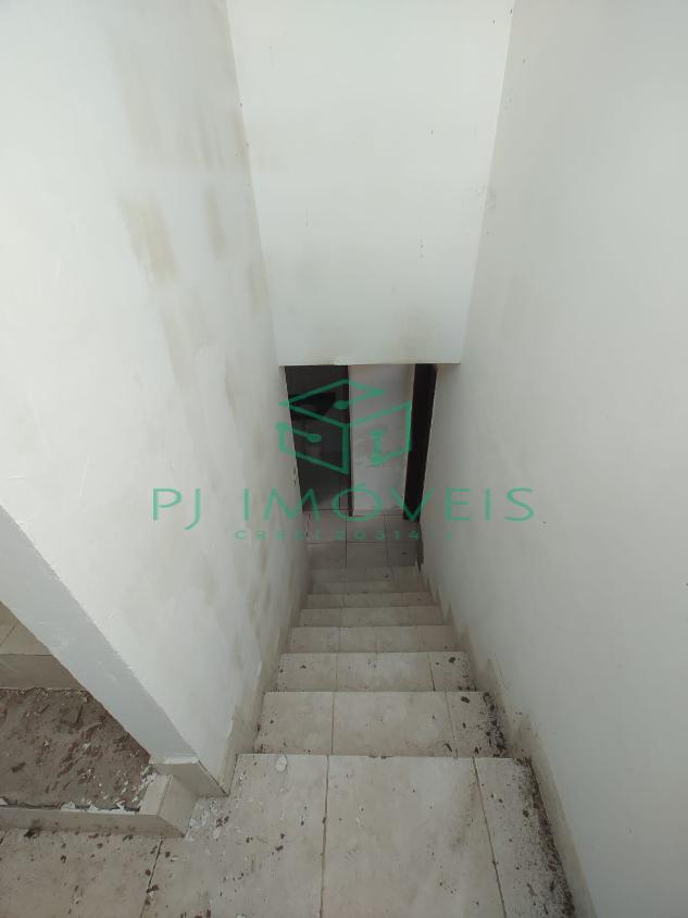 Casa à venda com 4 quartos, 100m² - Foto 9