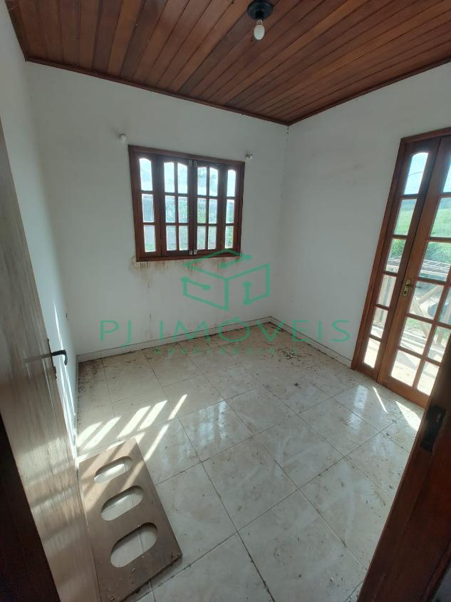 Casa à venda com 4 quartos, 100m² - Foto 12
