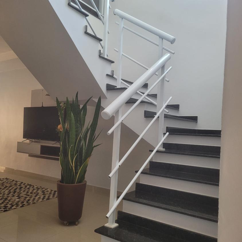 Casa de Condomínio à venda com 3 quartos, 241m² - Foto 5