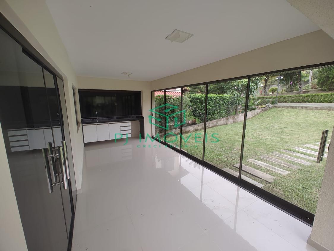 Casa de Condomínio à venda e aluguel com 4 quartos, 162m² - Foto 1