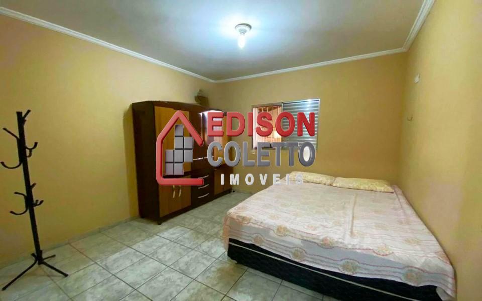 Casa à venda com 2 quartos, 68m² - Foto 9