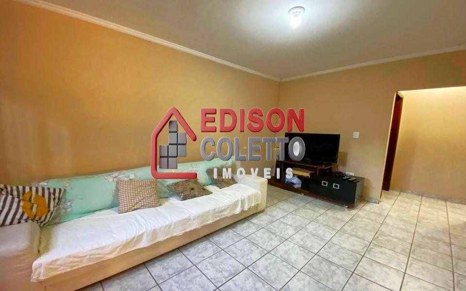 Casa à venda com 2 quartos, 68m² - Foto 5