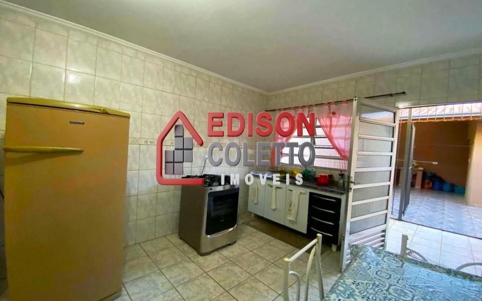 Casa à venda com 2 quartos, 68m² - Foto 15