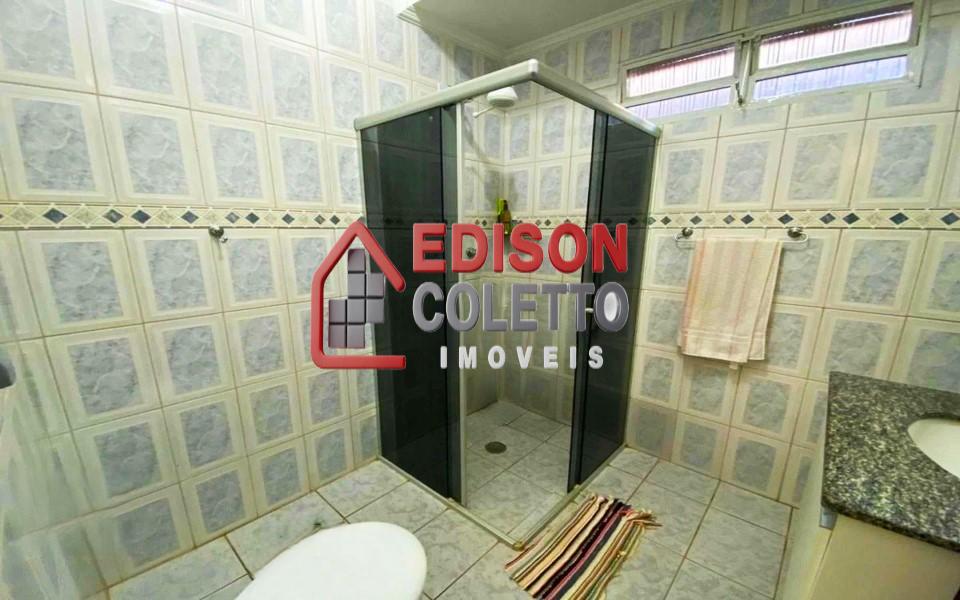 Casa à venda com 2 quartos, 68m² - Foto 11