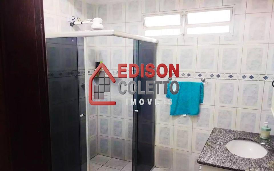Casa à venda com 2 quartos, 68m² - Foto 12