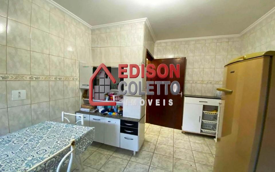 Casa à venda com 2 quartos, 68m² - Foto 14