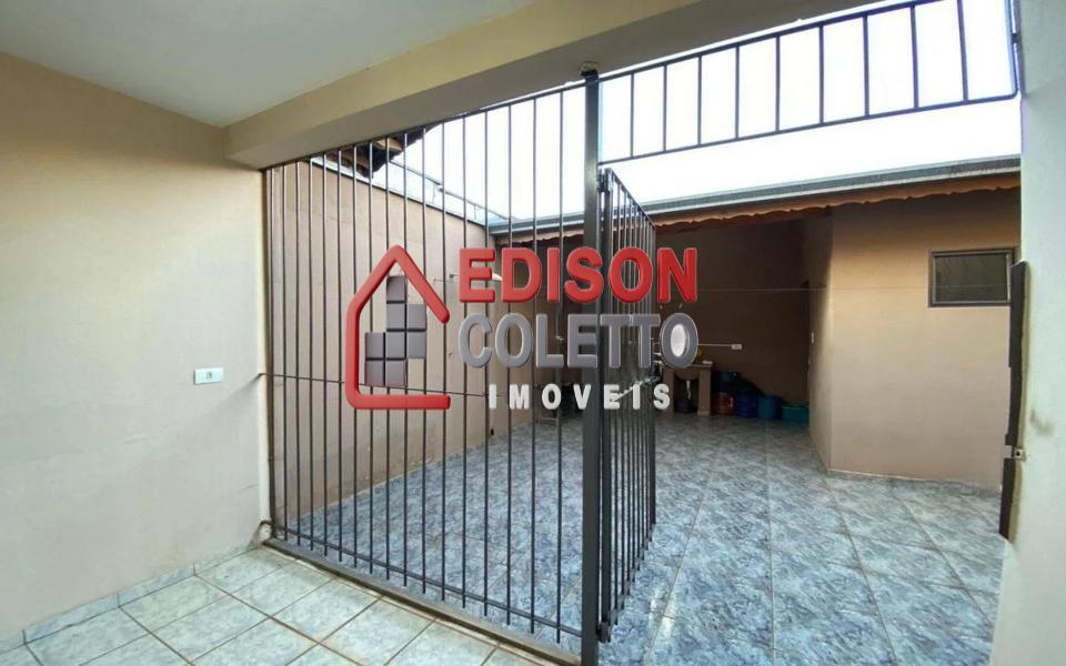 Casa à venda com 2 quartos, 68m² - Foto 18