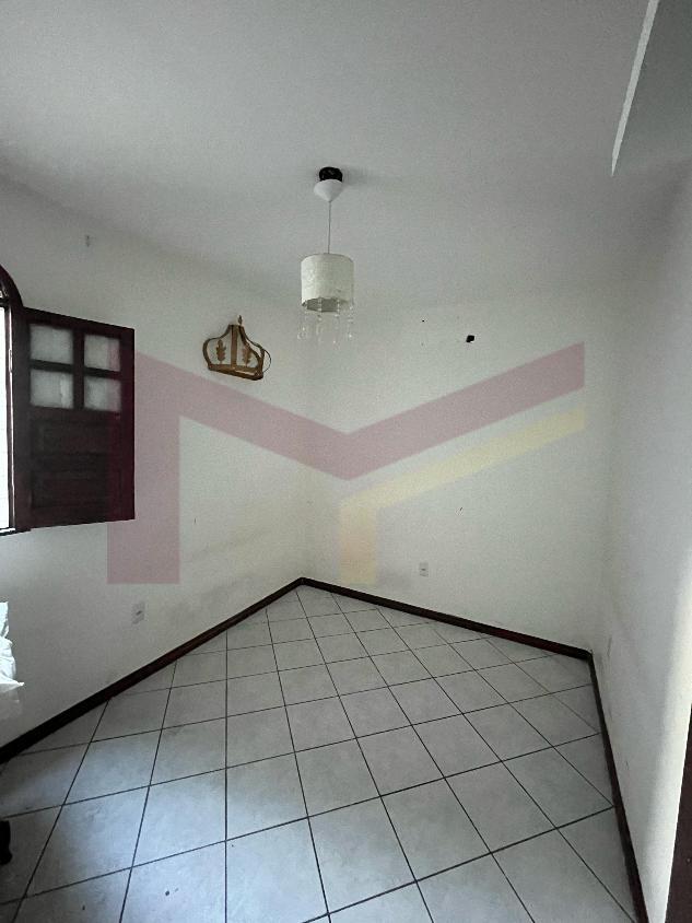 Casa para alugar com 3 quartos, 100m² - Foto 11