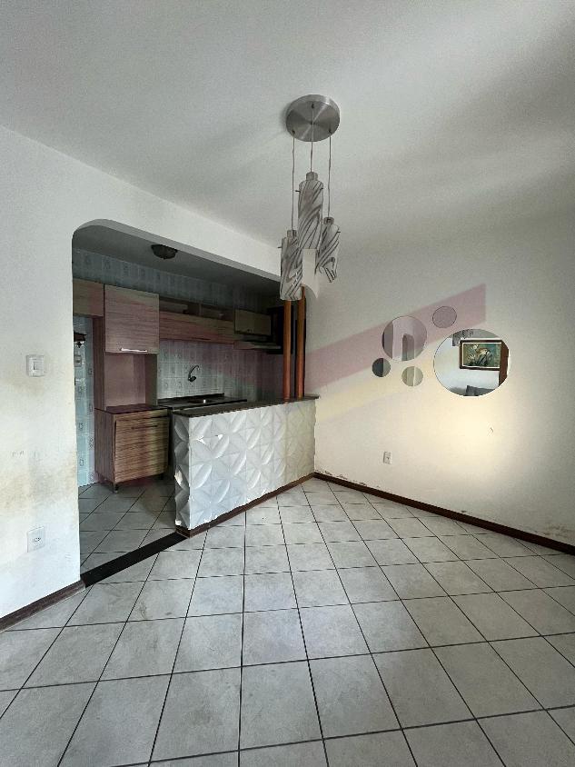 Casa para alugar com 3 quartos, 100m² - Foto 12