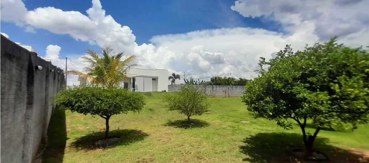 Casa de Condomínio à venda com 3 quartos, 205m² - Foto 11